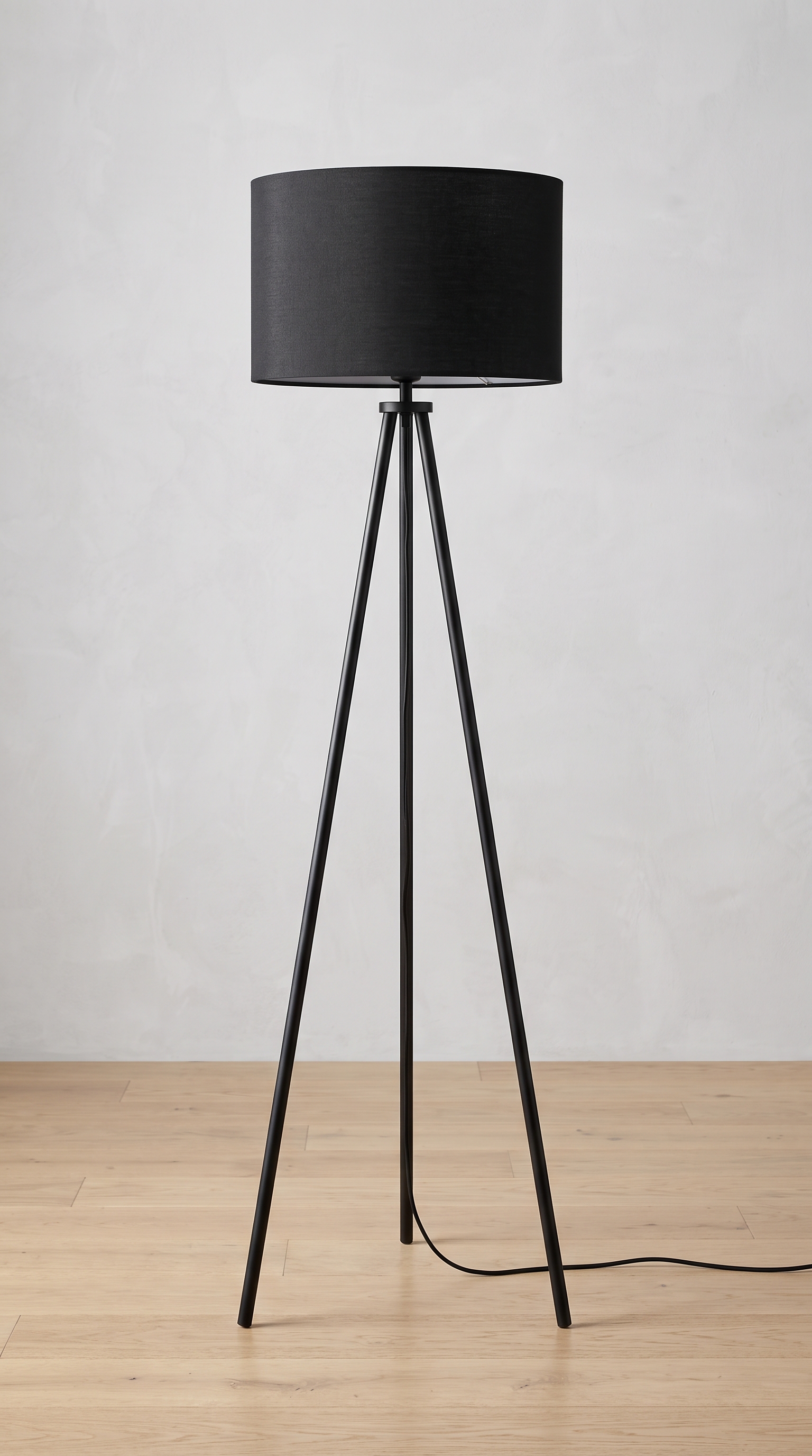 Lampu Lantai Hitam Tripod